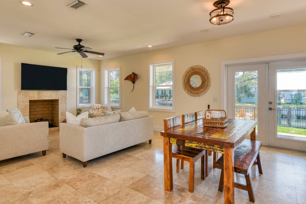 Castaway Cottage
