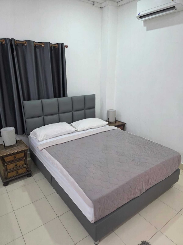 K2 Seaside Suites