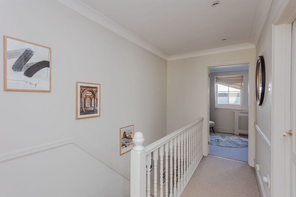 Newly Refurbished 4 Bedroom House in East London