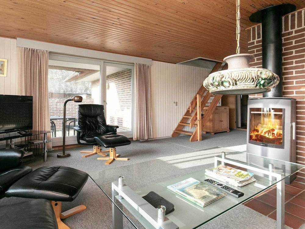 6 Person Holiday Home in Blavand view 5