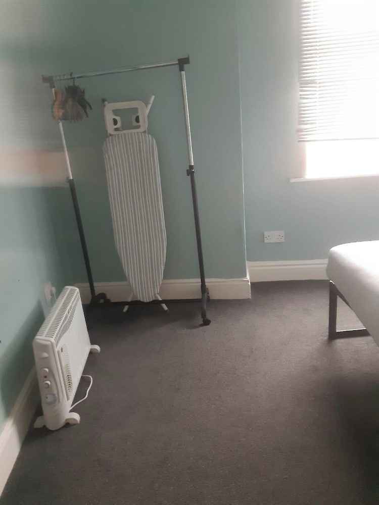 Sunny Seaside Apartment in Blackpool