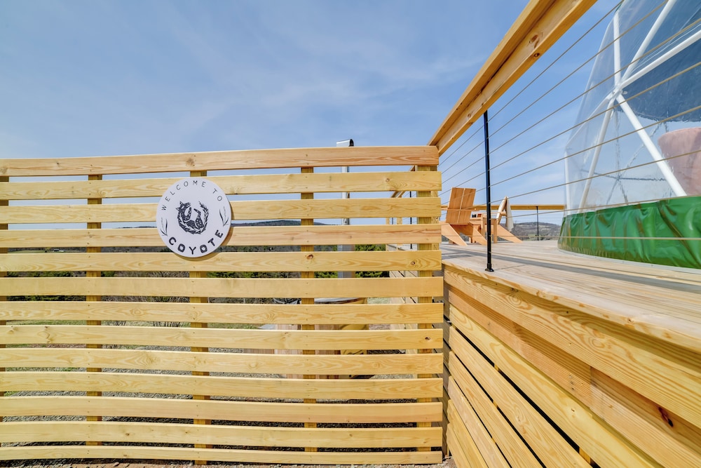 Glamping Getaway at The Coyote Dome in Franklin