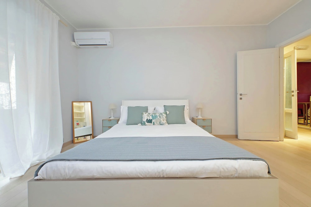 Trendy Flat near Marconi