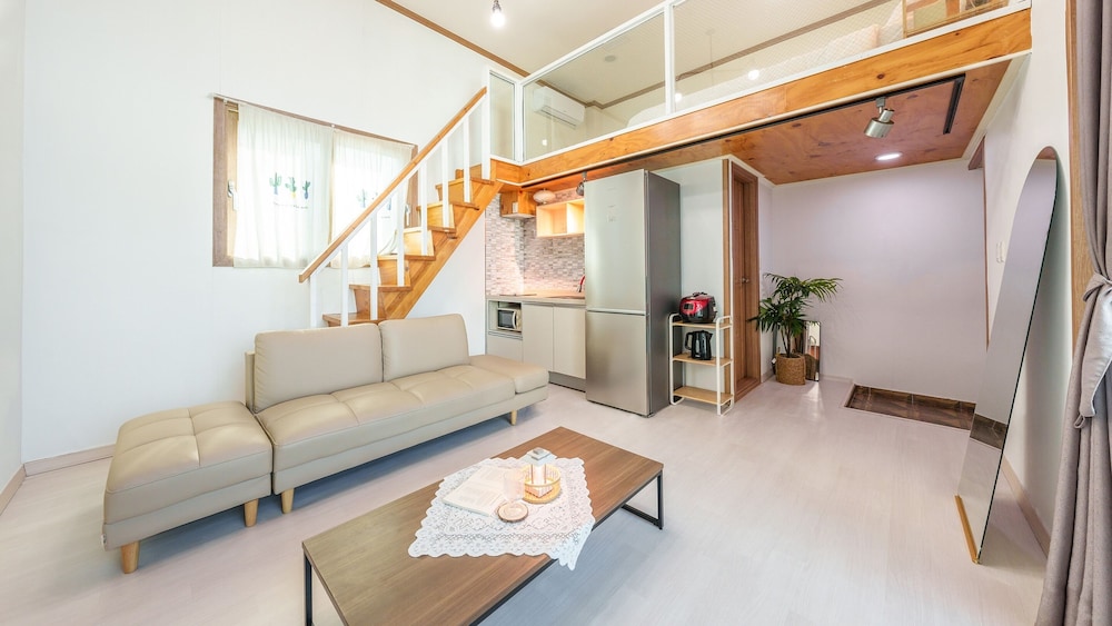 Yeosu Porrr Ocean View Pension