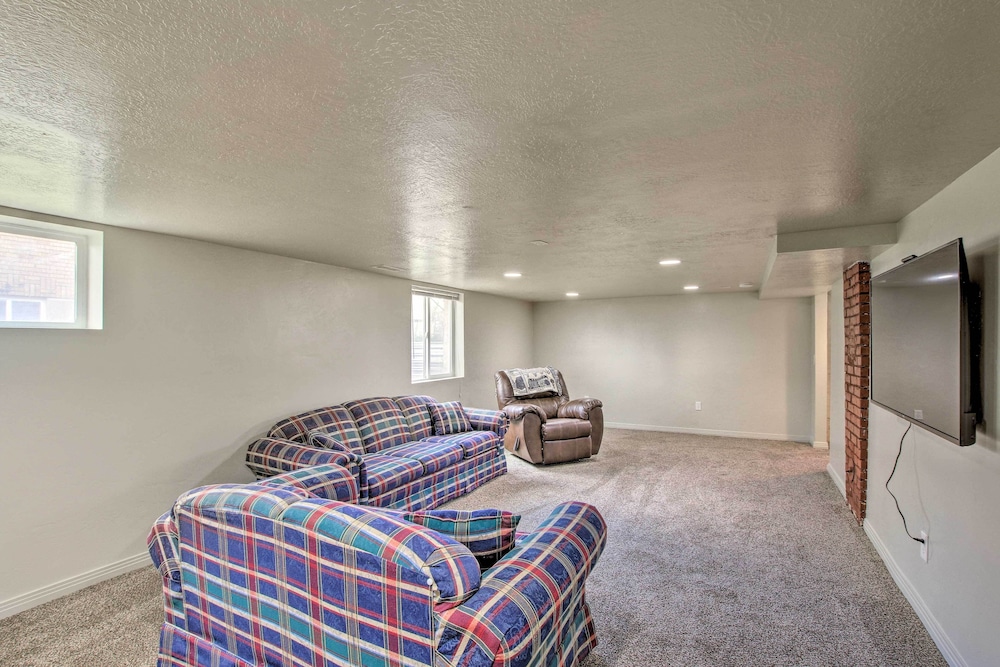 Convenient Preston Retreat w/ Private Yard! - Property Image 3