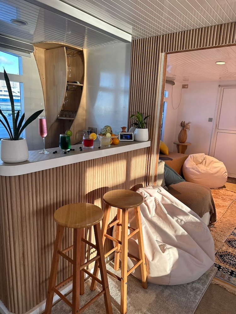 Atoll Villa