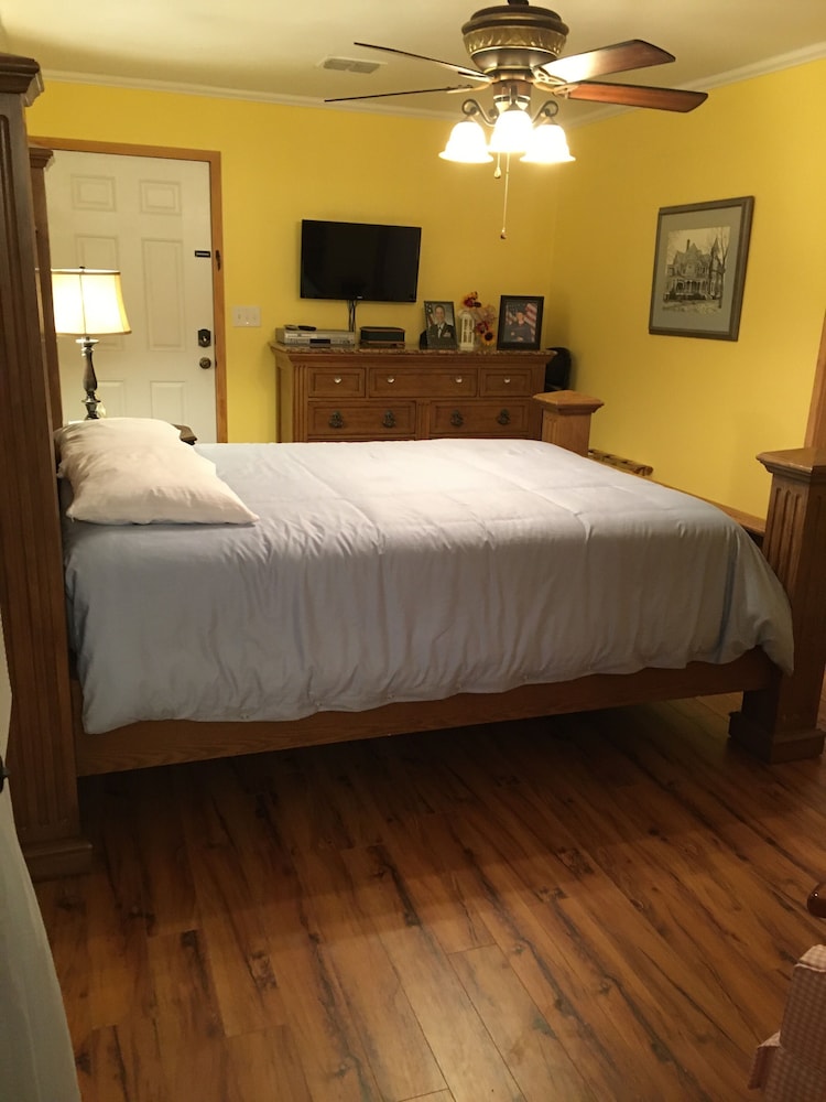 Marshall Vacations - Chateau DeVille - Property Image 3