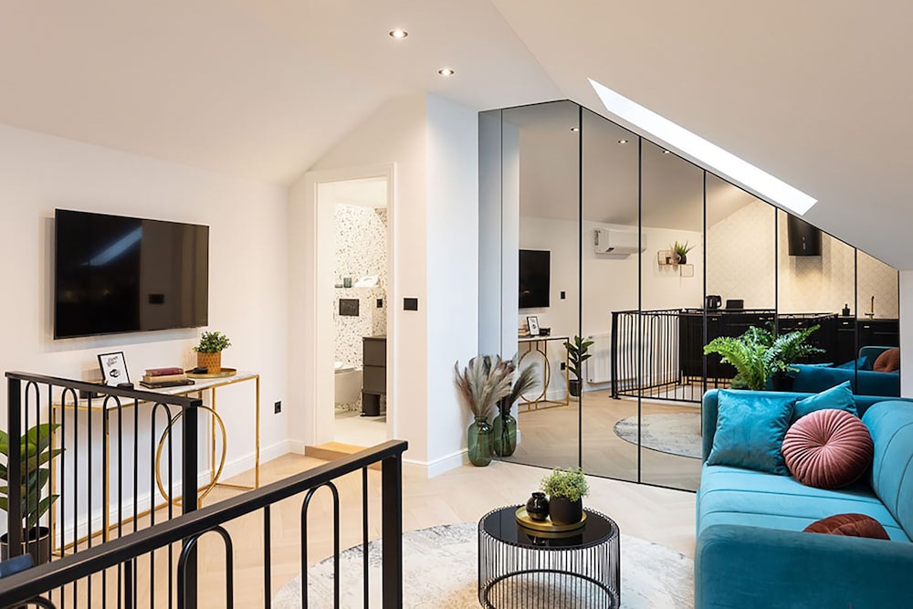 Candy Rose Lux Zagreb Center Apartment view 4