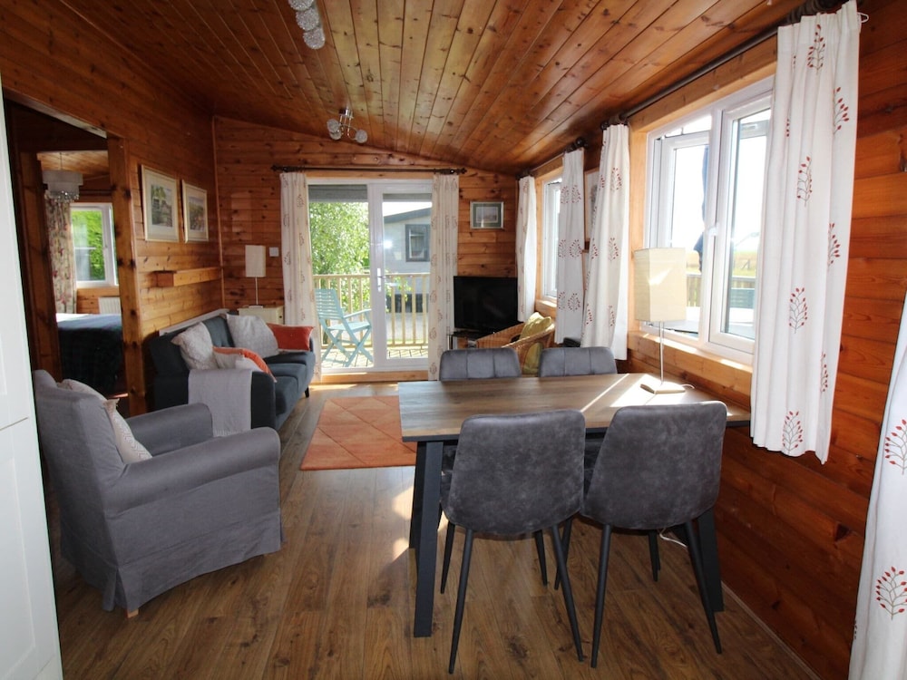 Cosy Pine Lodge With far Reaching Country Views and Large sun Deck view 5