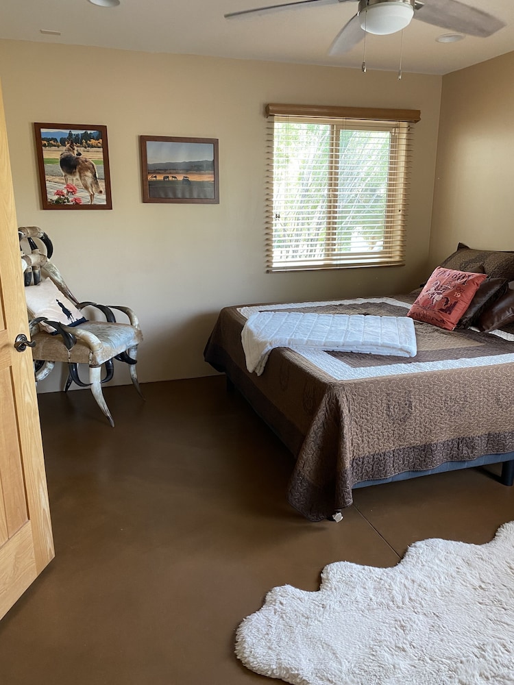 Casa Carefree 3 Bedroom Home by RedAwning view 5