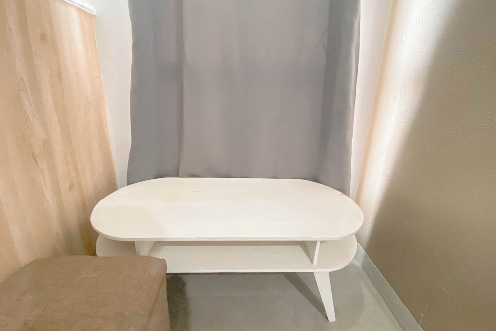Well Furnished Studio At The Alton Apartment