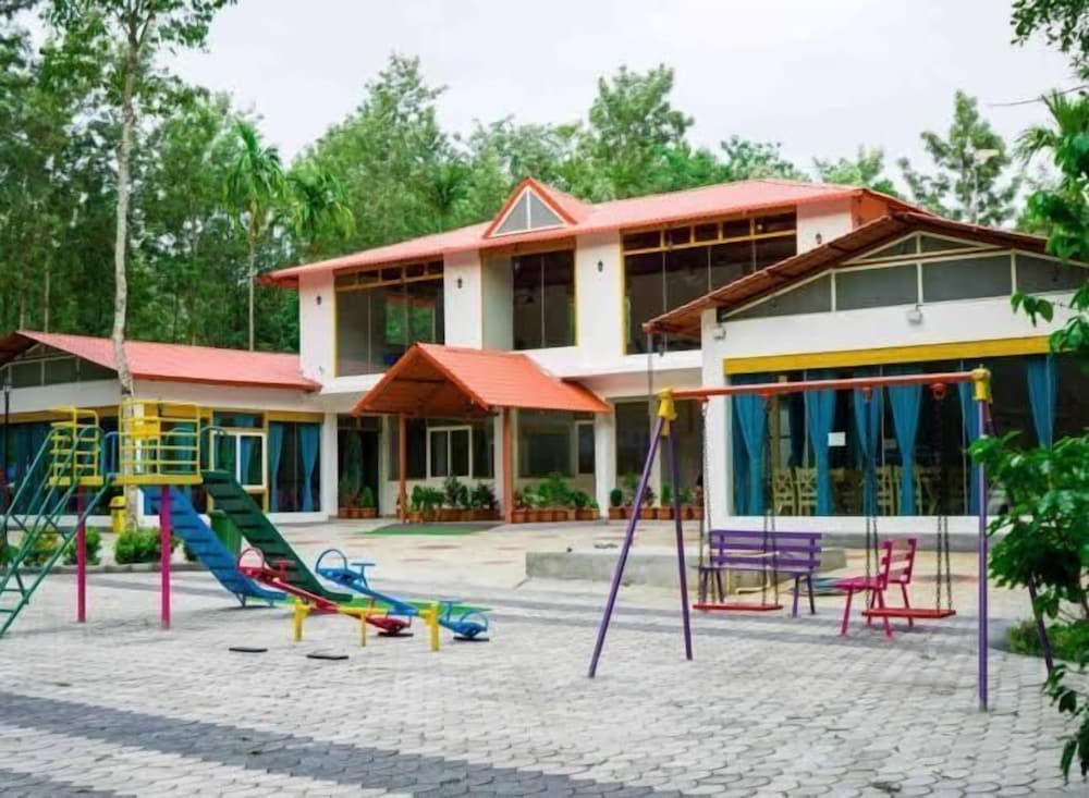 Ecstasy resort
