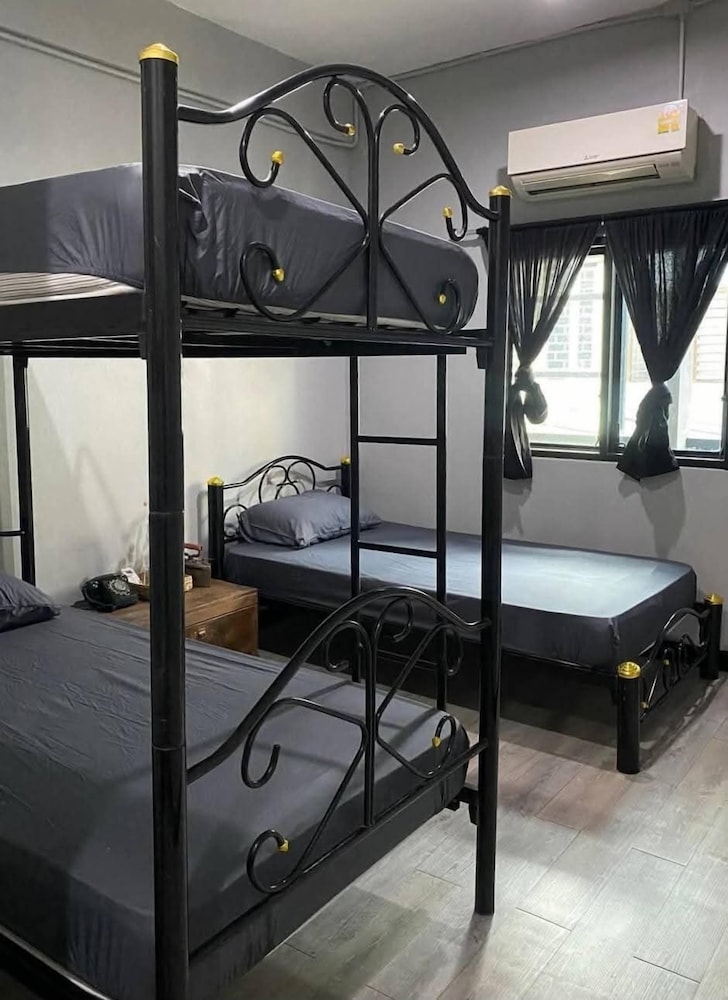 89 Bed & Studio hostel