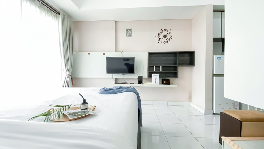 Cozy Studio Apartment at Casa De Parco near ICE BSD