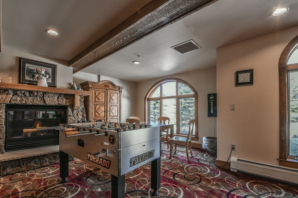 Red Hawk Lodge 2269