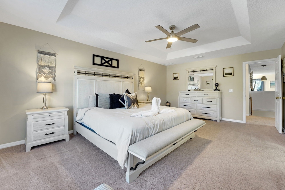 310hc-west Haven 5 Bedroom Home