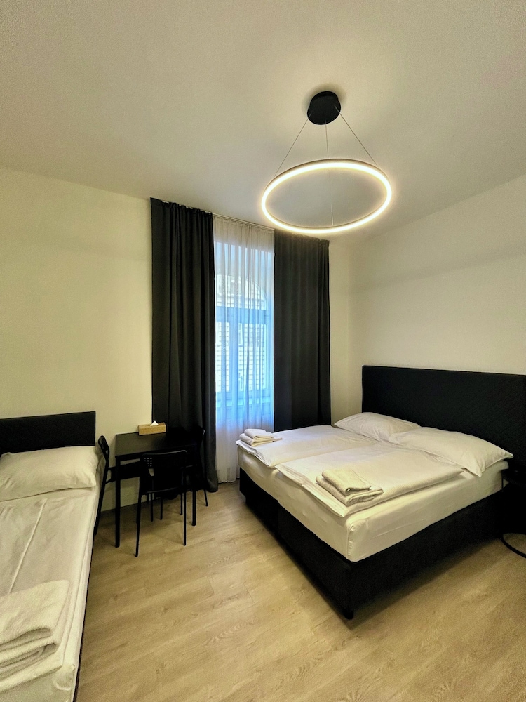 Figaro Suites
