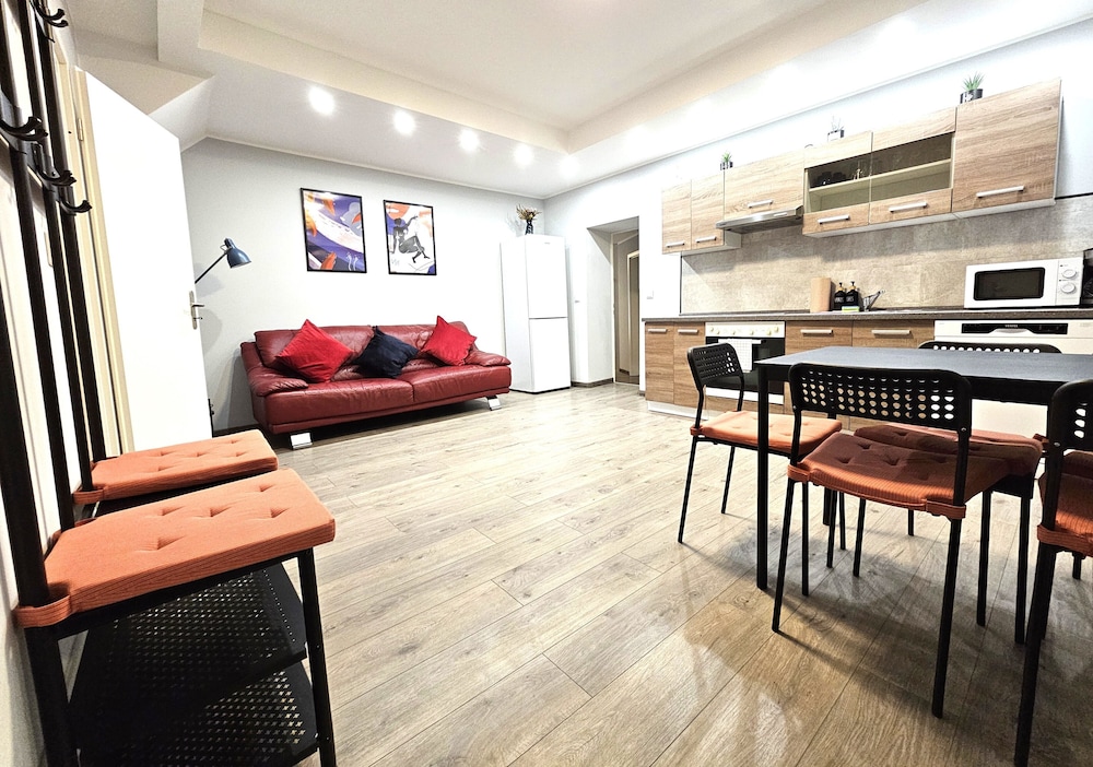Airport Messe Apartments