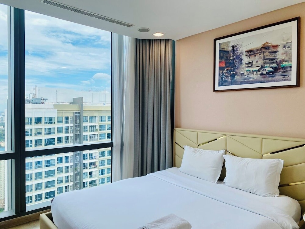 Serenity Serviced Apartments-Landmark 81