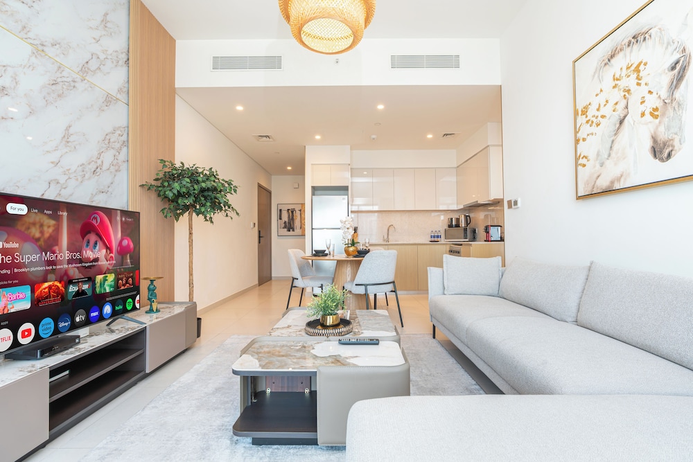 PVH - Elevated 1BR - Burj Royale