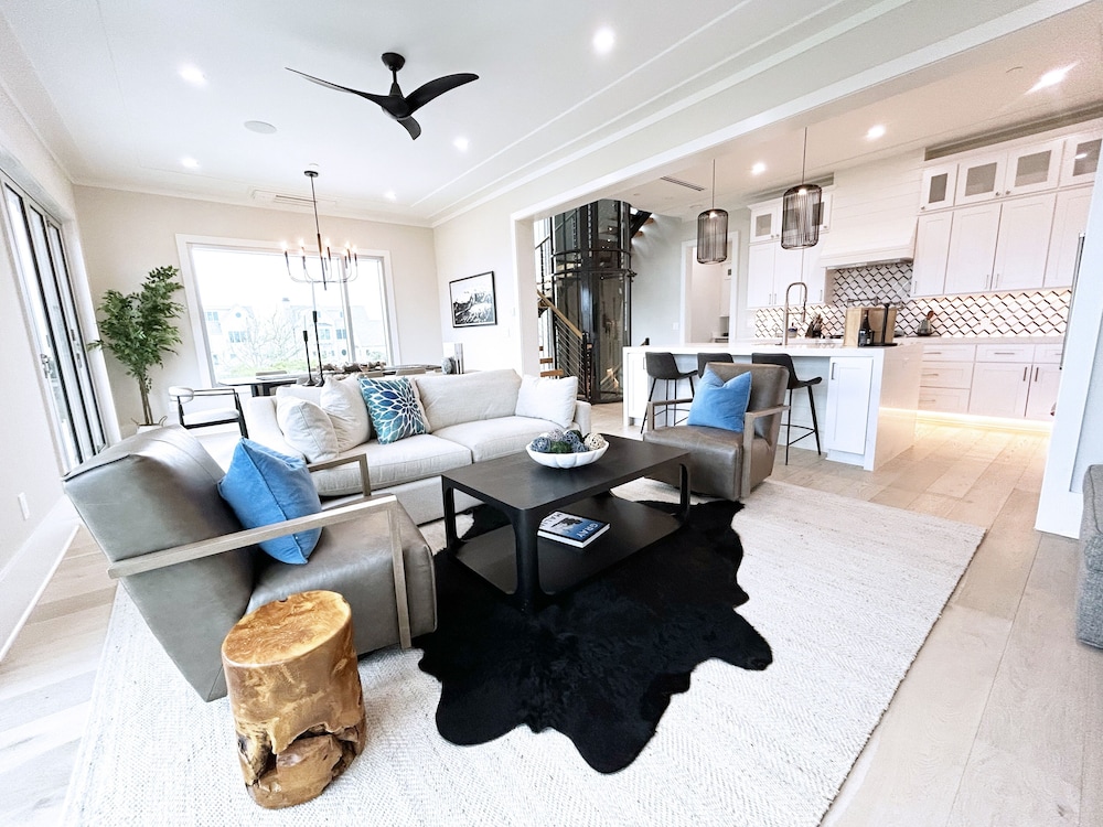 Ocean Breeze 5 Bedroom Home