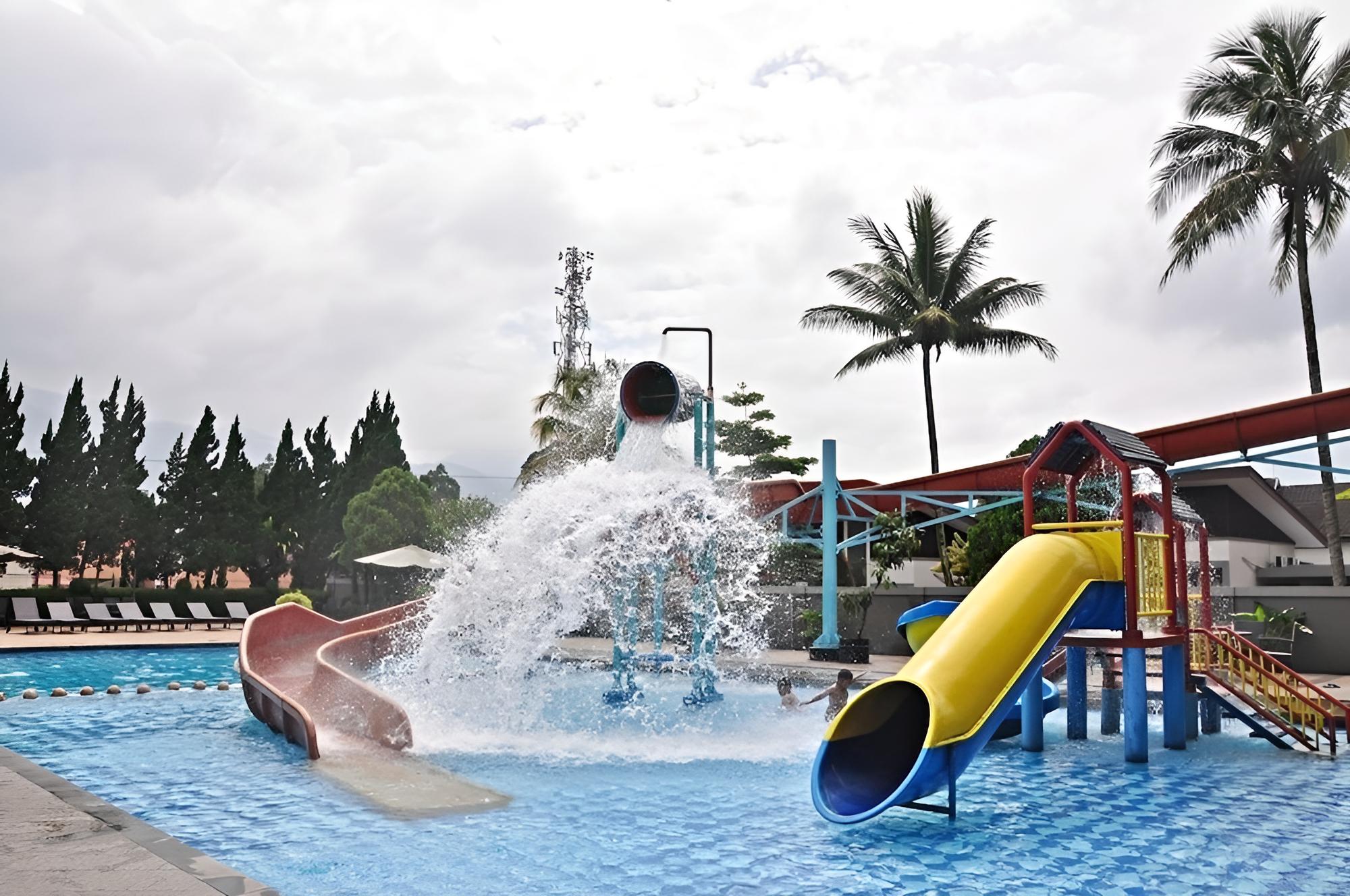 Grand Ussu Hotel & Convention