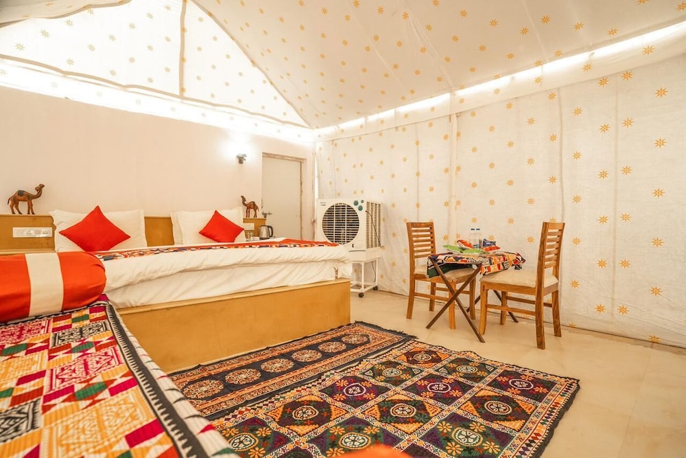 Sand World Desert Camp