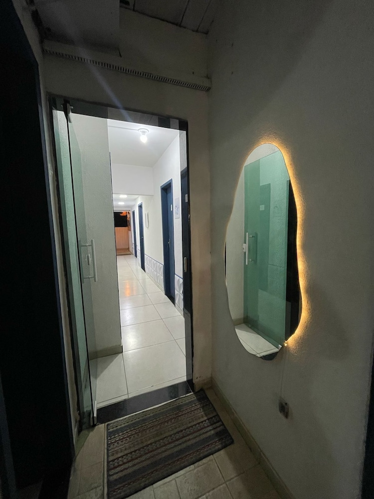 Primos Hostel & House