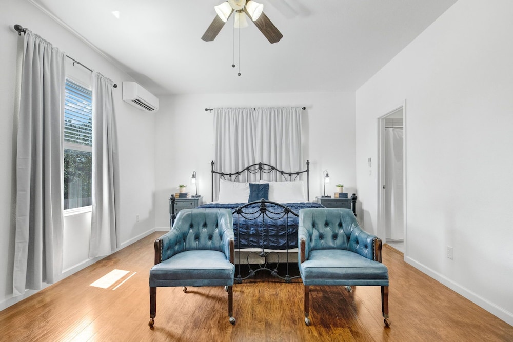 Hill Country Relaxstation Getaway