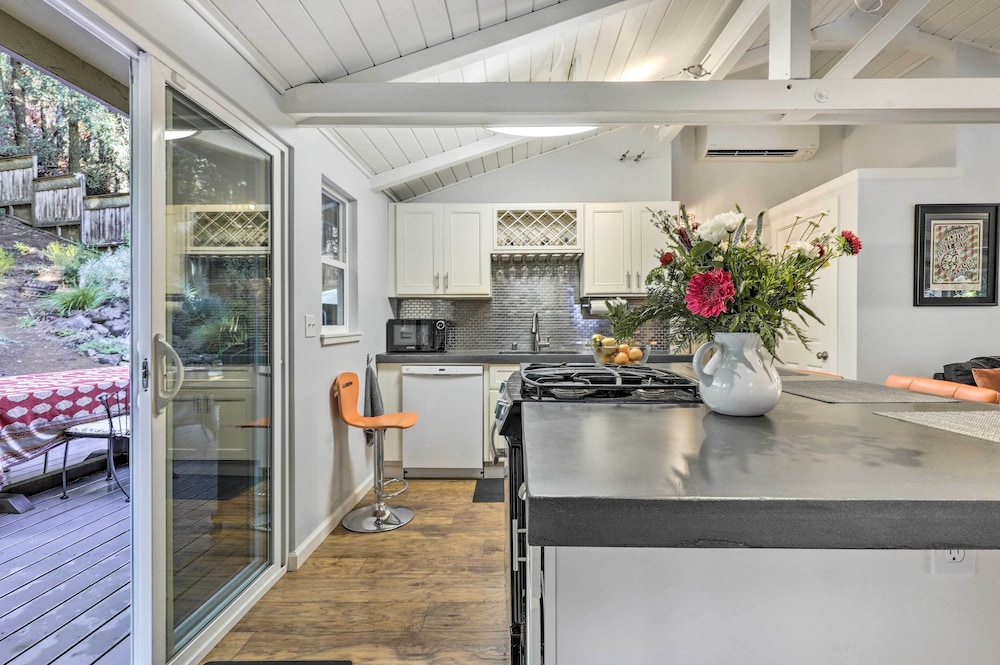 Renovated Fort White Retreat w/ River Access! - Property Image 21