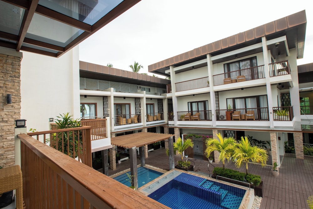 Alima ARQ Beach Resort