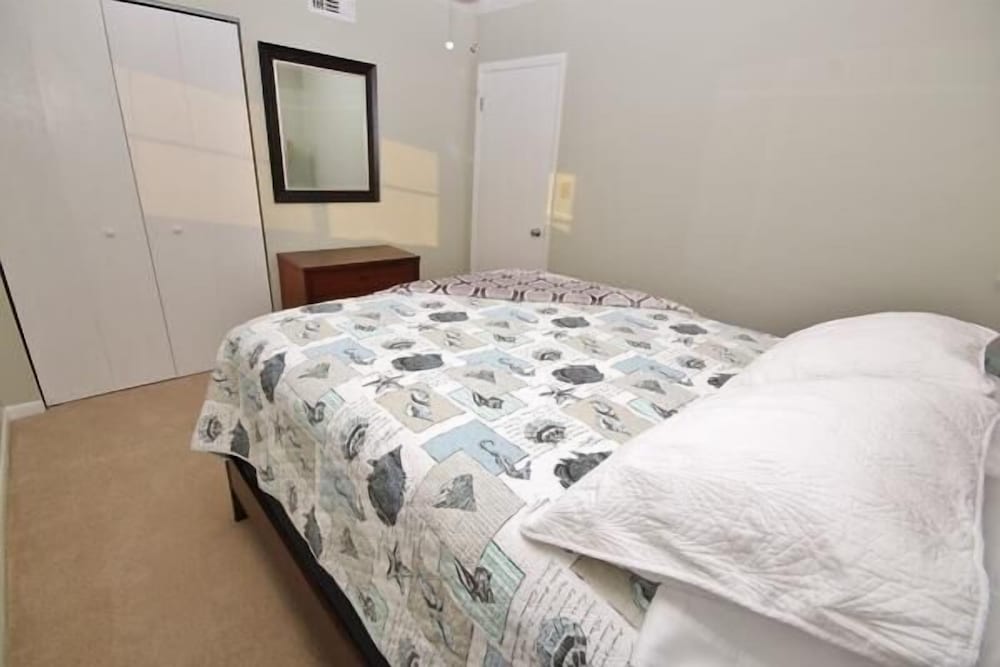 Sea Coast Gardens II 2 Bedroom Condo by Great Ocean Condos