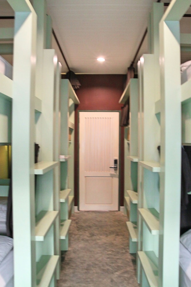 Yoo Yen Pen Sook Hostel