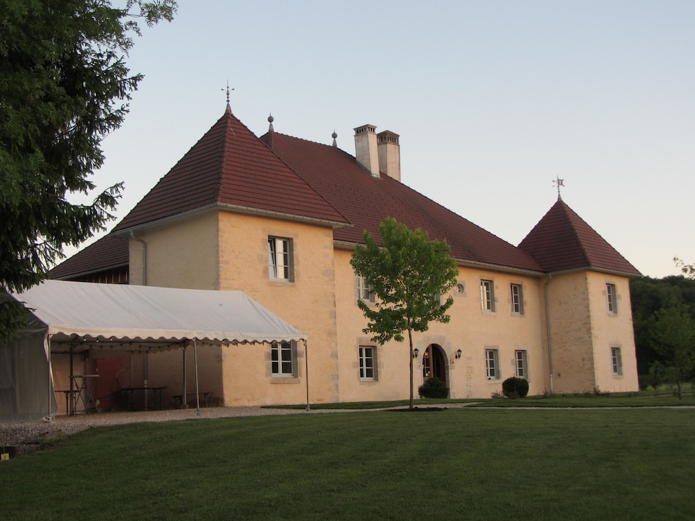 Le Relais des Deux Tours