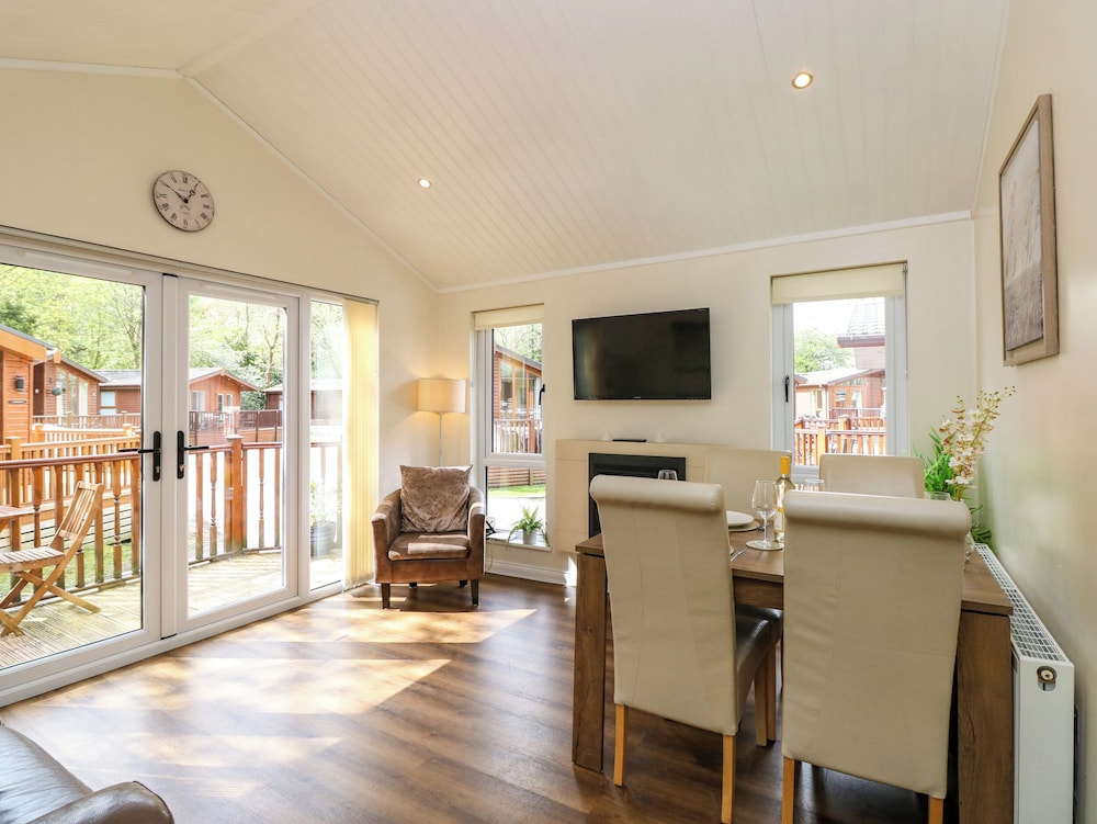 Fir Tree Lodge