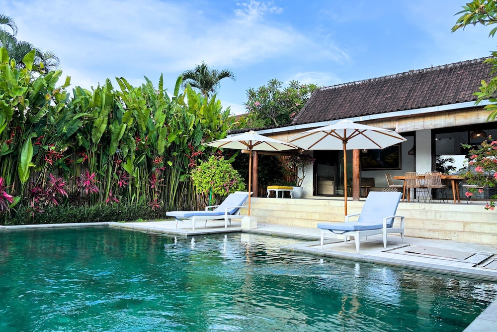 Villa Sukhaloka by AGATA - Private Pool