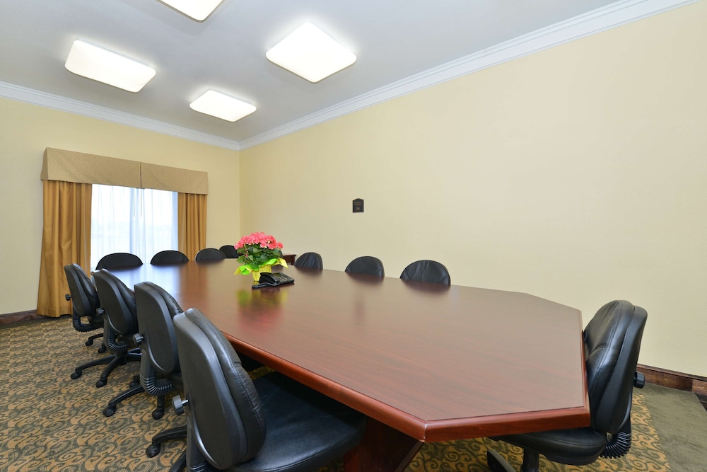 meeting & event spaces