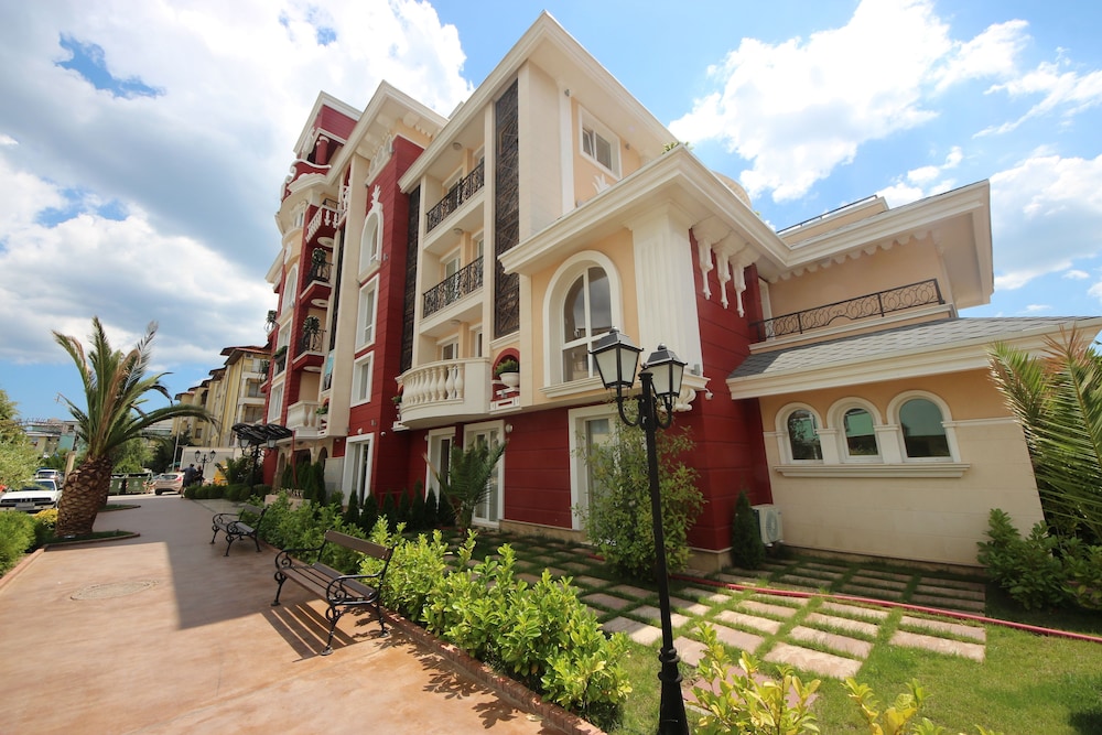 Menada Apartments in Messembria Resort view 4