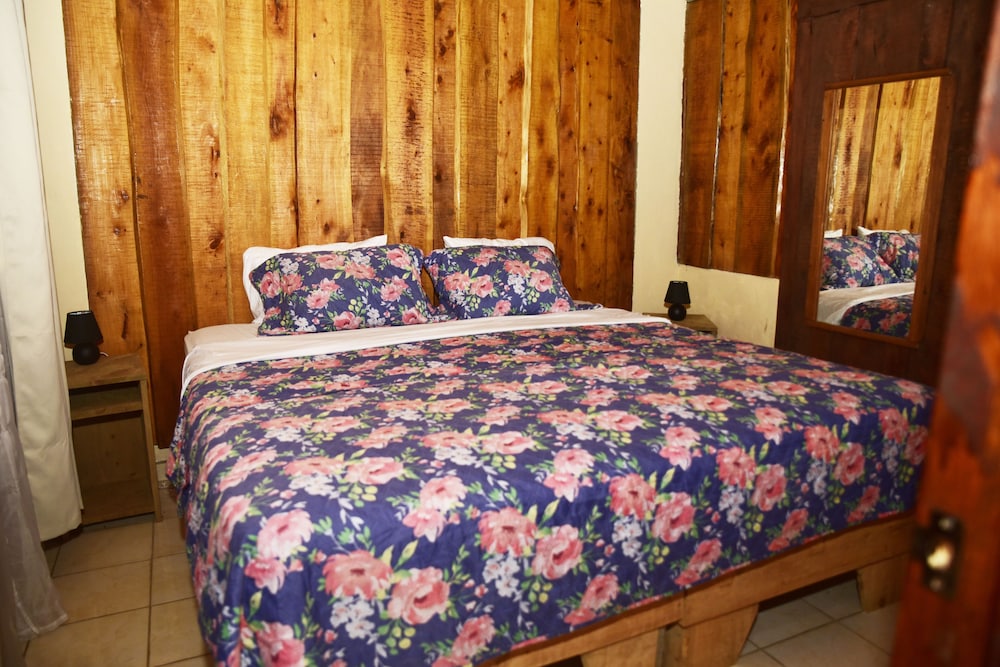 Santa Ana City Views Breathtaking Chalet - Property Image 31