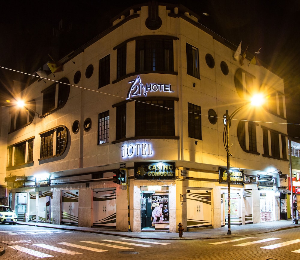 Hotel 721 - Property Image 2