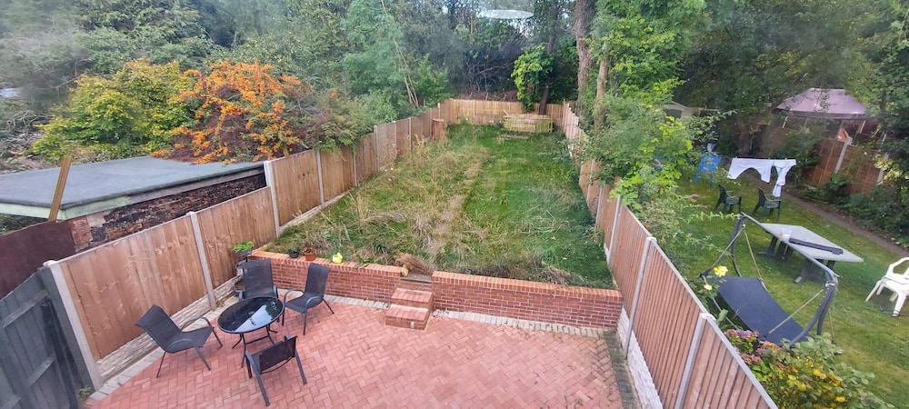 Photo 33
