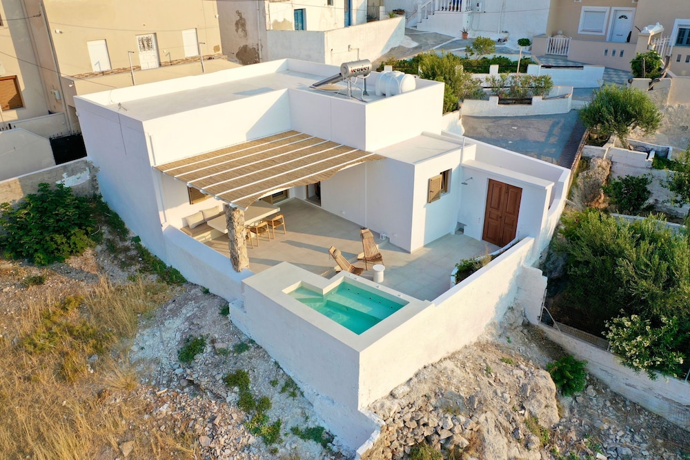 Leros Seaview House With Jacuzzi view 4