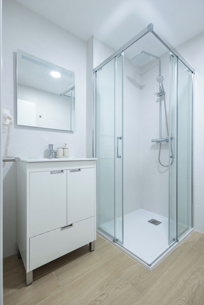 Imprenta Sorolla by Concept
