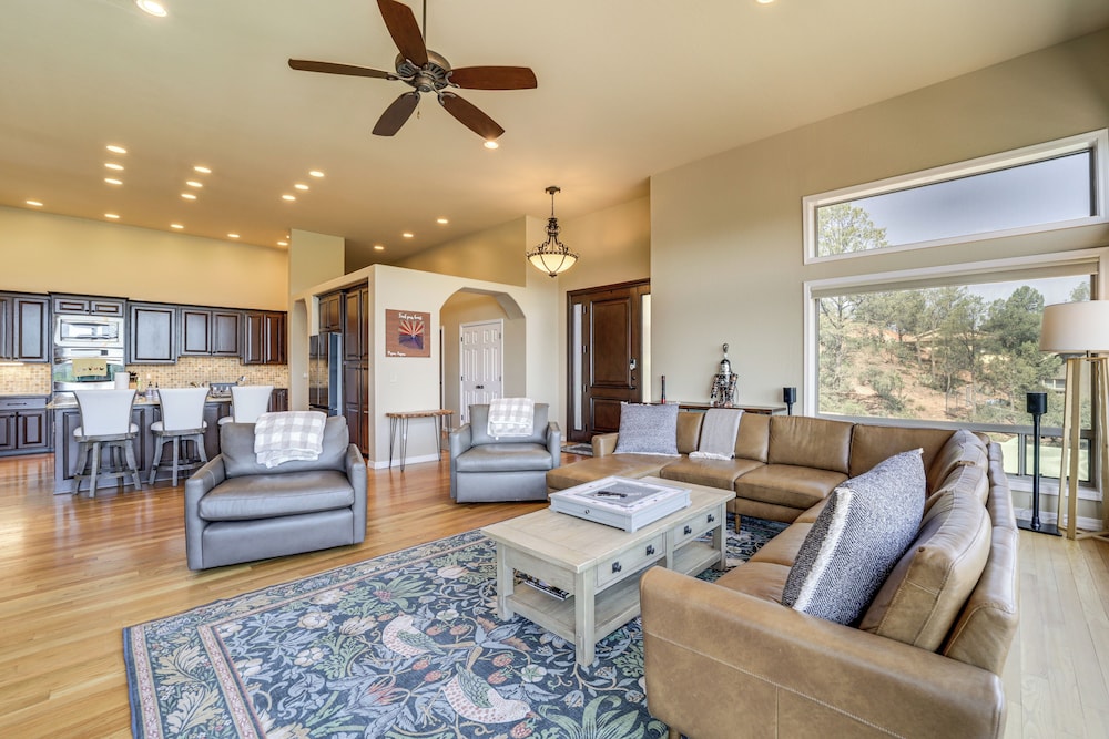 Panoramic Views: Luxe Payson Paradise!