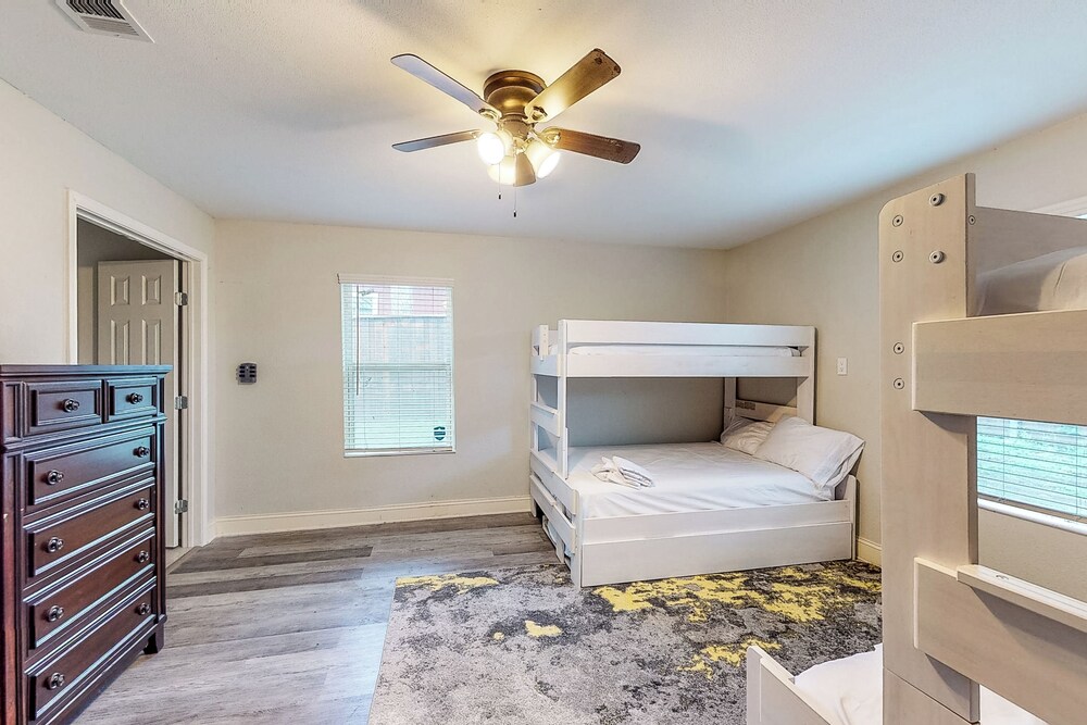 Lake Tawakoni Thrills - Cozy Home!