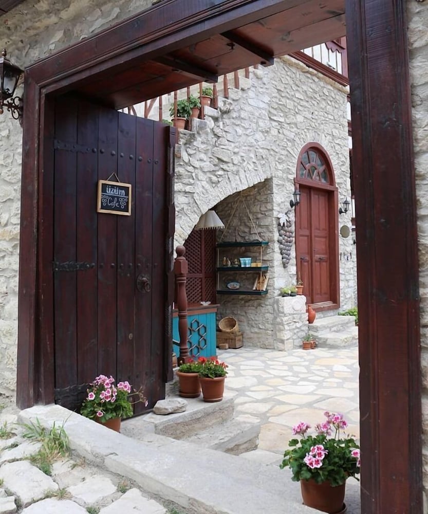 Photo 17