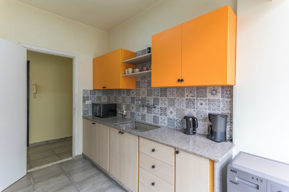 Slate - 2Br Apt W Balcony in Mar Mikhael