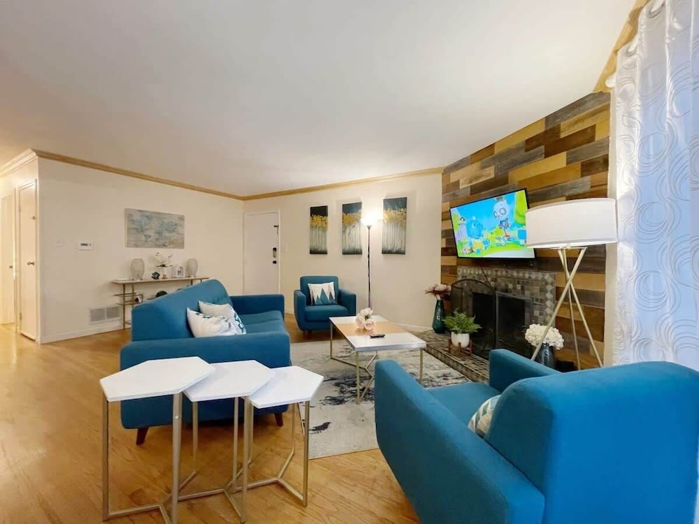 @ Marbella Lane - 3BR Stylish House Near SF