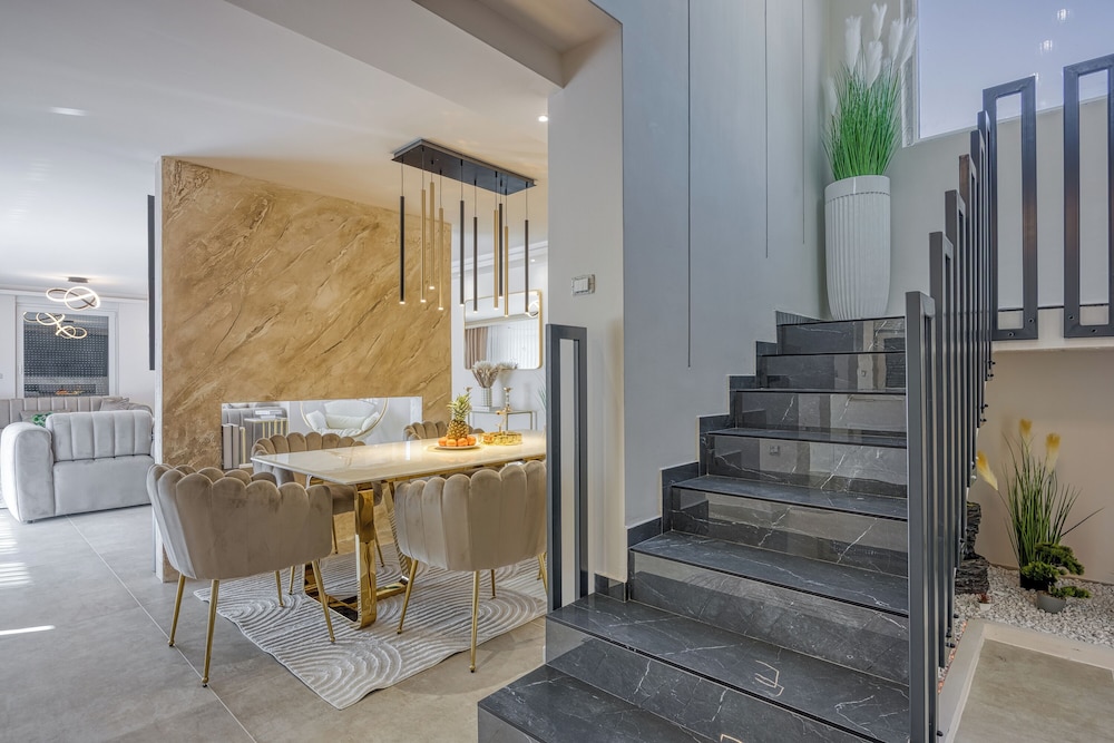 Villa Samara with Pool