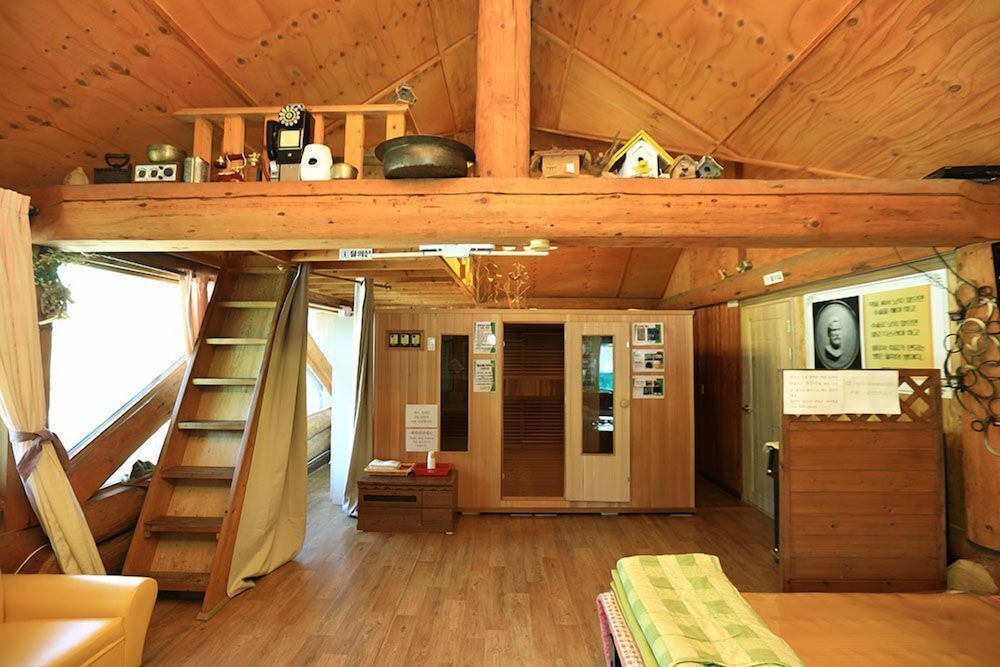 Wonju Chiak Mountain Club Pension
